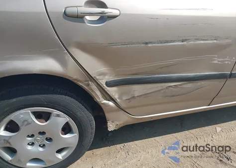 2004 Toyota Corolla Ce from USA, damaged, VIN 2T1BR32E94C249336